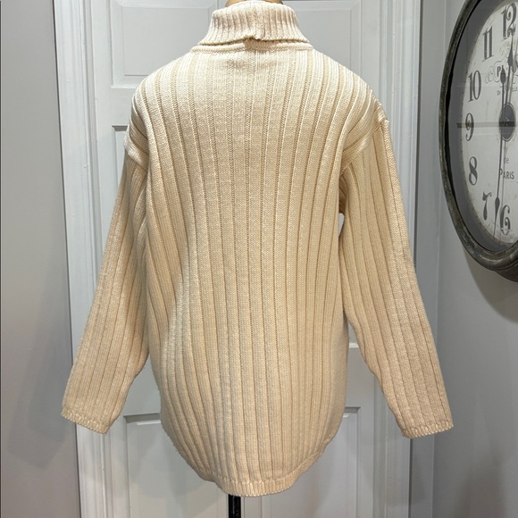 Glenbarra made in Ireland 100% merino wool chunky cream turtleneck sweater - Picture 3 of 5